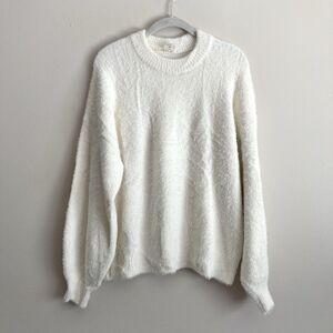 CALIA by Carrie Underwood Fuzzy Pullover Sweater White Womens Medium Casual Snow